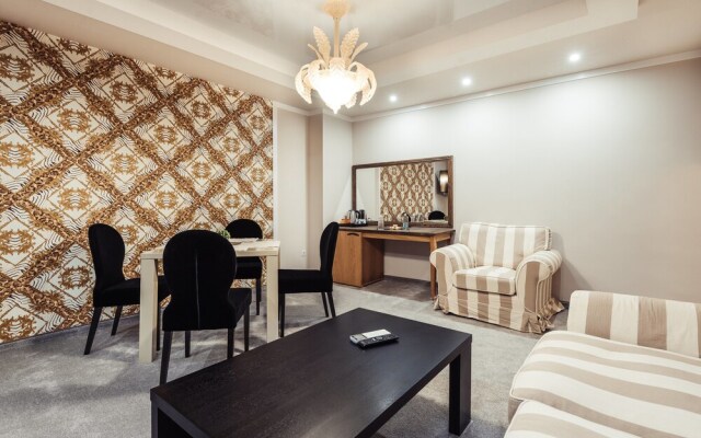 OPU Boutique Hotel