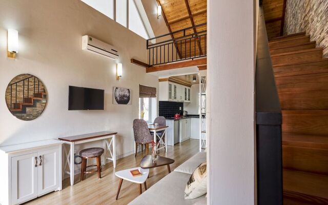 Little Colmar - Homestay & Pottery Studio