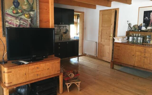 Valea Vinului Suite