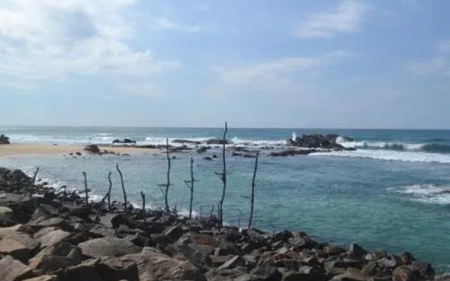 Chandima Beach Waver