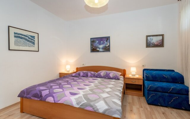 Apartments Mandica