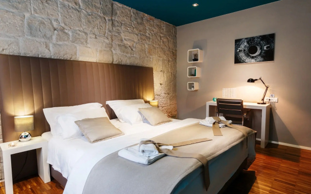 Riva Luxury Rooms