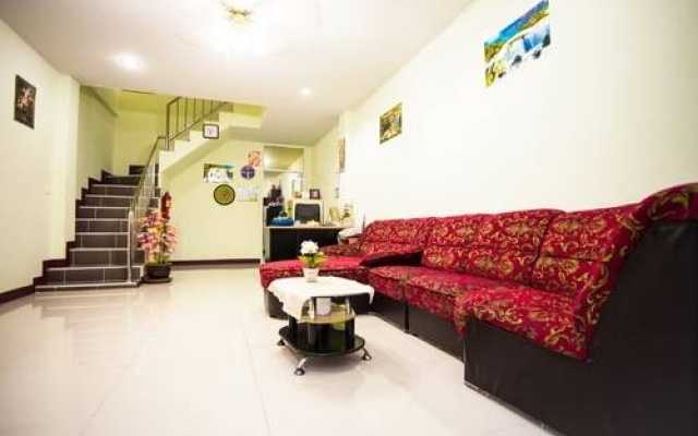 Baan Prasert Guesthouse