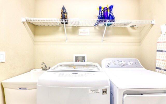 Alex's West Haven Vacation Home