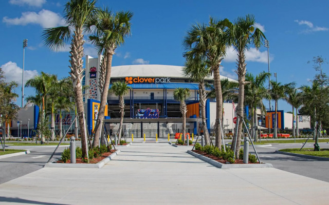 Holiday Inn Express & Suites Port St. Lucie West by IHG
