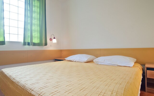 Modern Apartment in Rovinj Near Sea