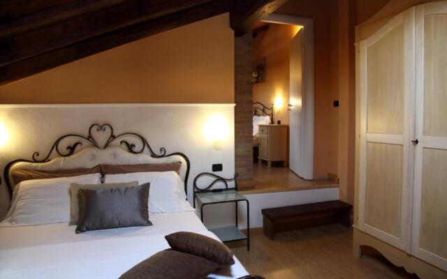 Agriturismo Creta Rossa