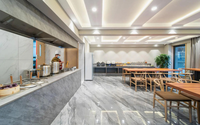 Botai Sunshine Hotel