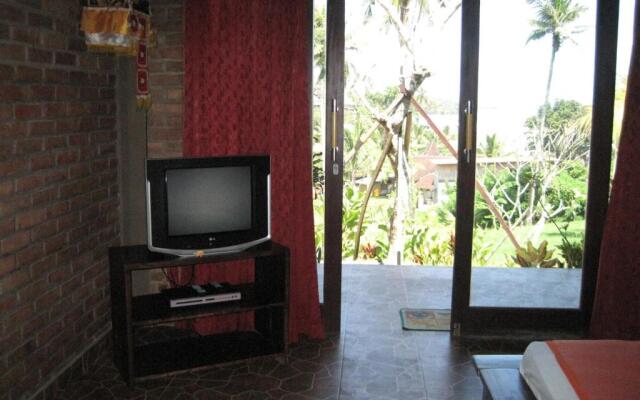 Gubug Balian Beach Bungalow