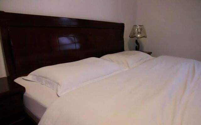She and He Hotel Apartment