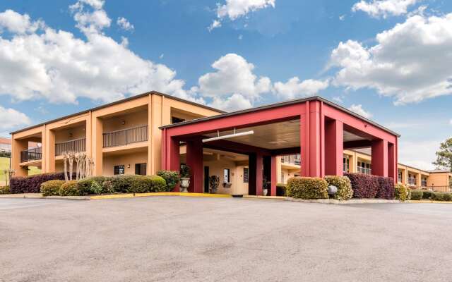 Quality Inn Pelham I-65 exit 246