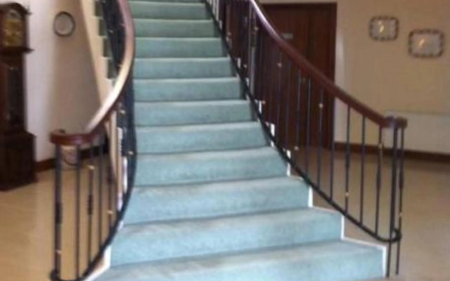 All The Twos B&B Clifden