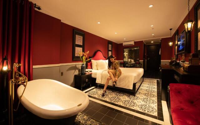 Adora Art Hotel