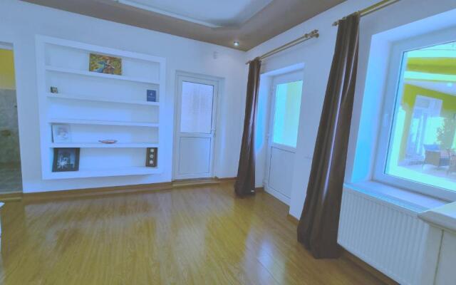 Brekner Private House