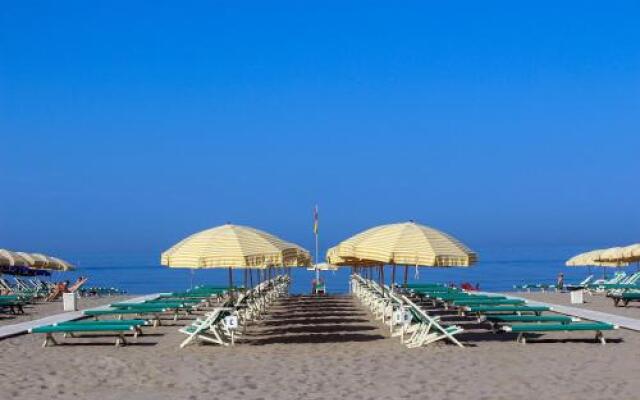 Bed  Breakfast Il Raffaellino Di Villa Angela
