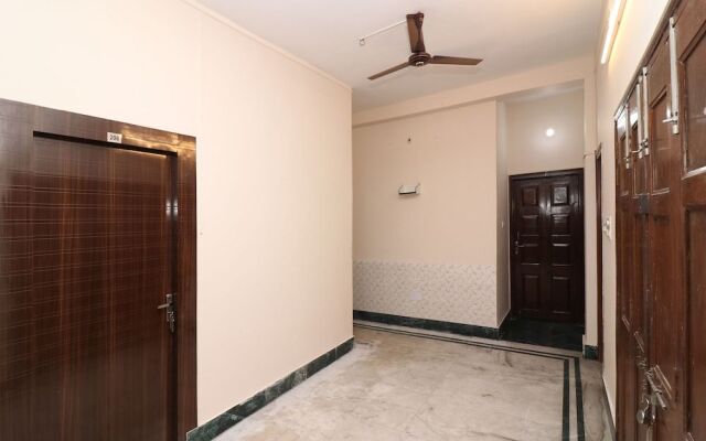OYO 23479 Studio Atrium