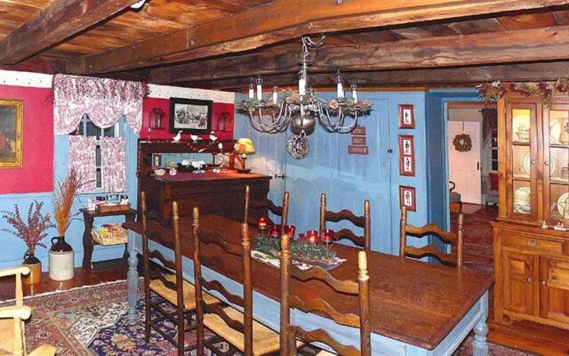 The Holiday House