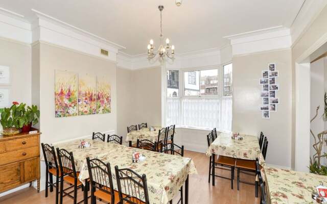 Ivanhoe Guest House
