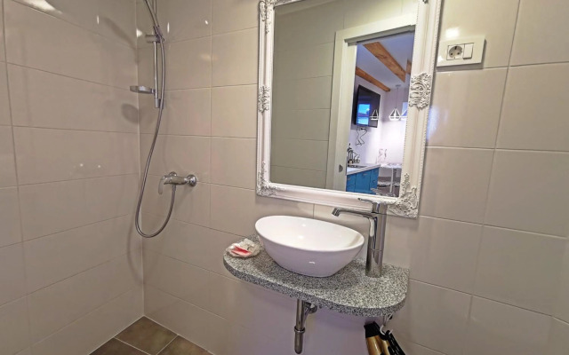 Ribiška hiša - Old Piran Fisherman's House