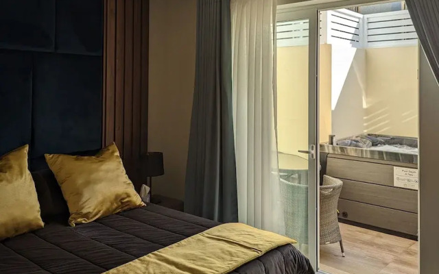 Domus Boutique Hotel
