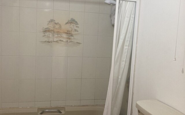 Entire Terraced two Story Redbrick House With Park
