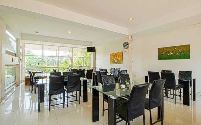 Altara Rooms
