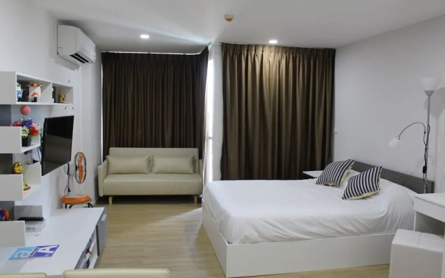 Ozone Condotel Apt 716