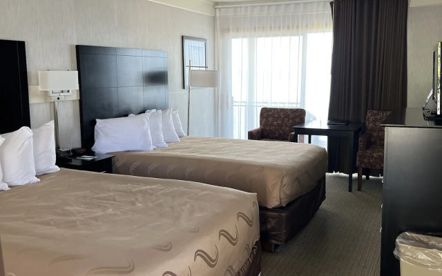 Quality Inn Lakefront