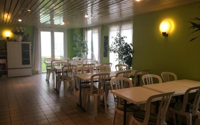 Alpha Hotel