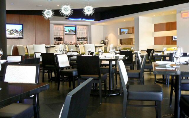 Novotel Toronto North York