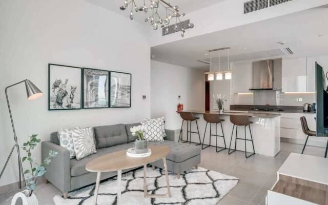 Newly Furnished Apartment in Marina Gate 2