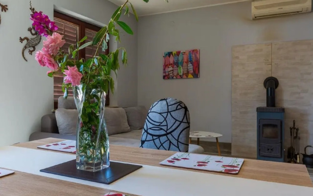 Large Holiday Home With Private Pool, Wellness & Sea View
