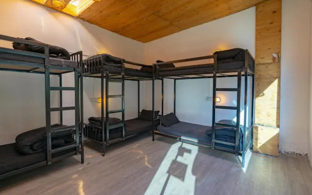 Jungle Hostel Kasol by Whoopers