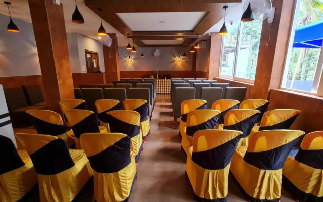 Hotel La Serene Mattannur