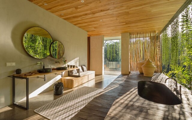 Chameleon Villa Bali