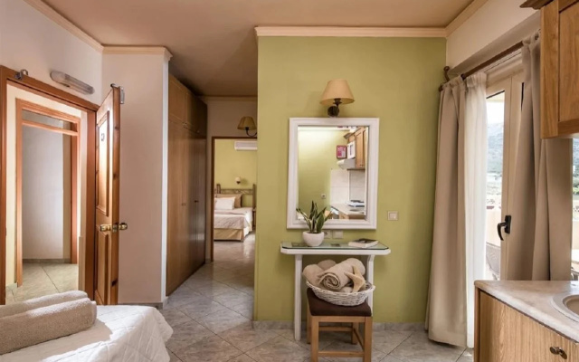 Socrates Hotel Malia Beach