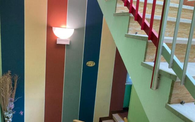 Colors Hostel