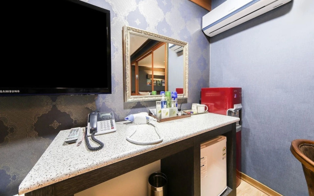 M Boss Motel