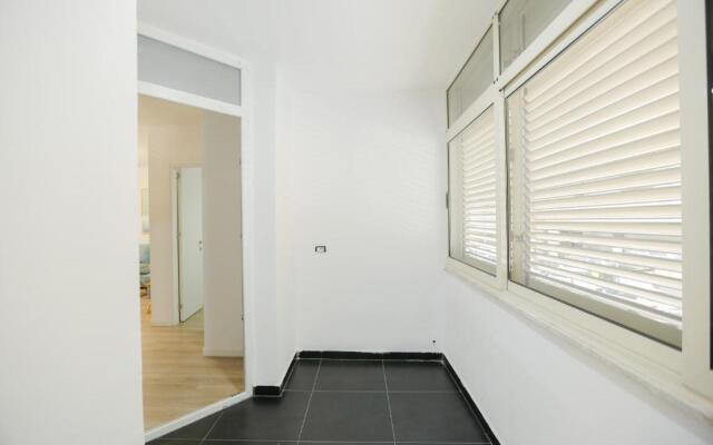 Miku Apartment-Premium 2BD At Wilson Squear