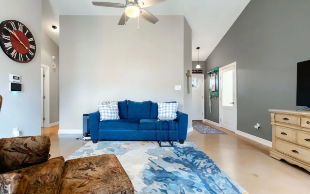 Family Friendly Home in South Austin