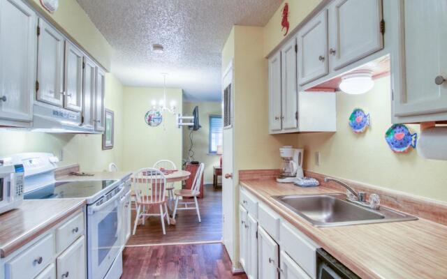 Courtyard #212 Condo