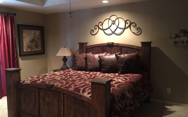 Live Oaks Bed and Breakfast