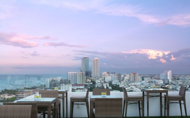 Royal Family Hotel Da Nang