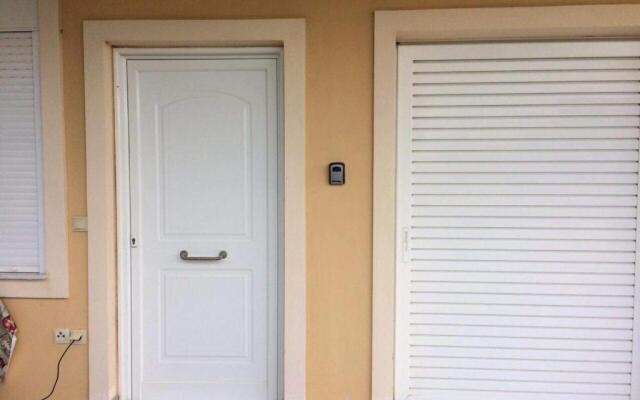 Relaxing family house with garden in Avra, Rafina