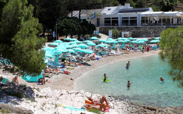 Apartments by the sea Mali Losinj (Losinj) - 8001