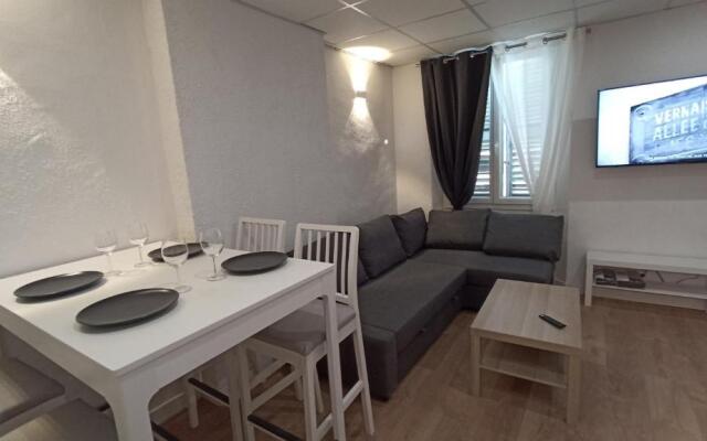 Studio Neuf climatisé Centre ville #5