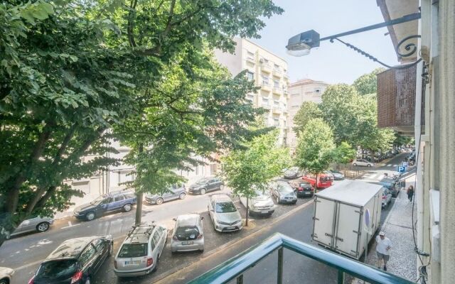 Campo Pequeno 3 Bedroom Apartment