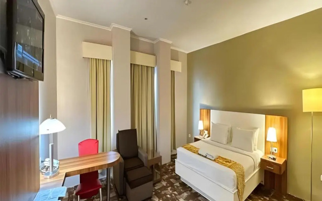 Sapadia Hotel Siantar