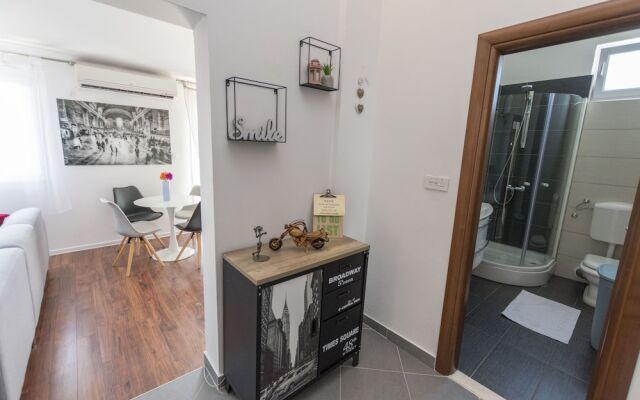 Apartments Drlja