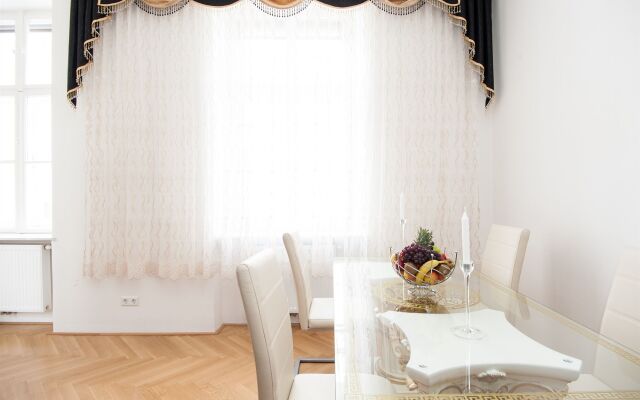Royal Resort Apartments Blattgasse